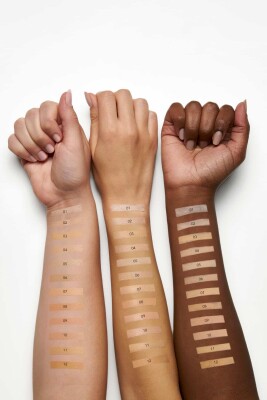Total Cover 2in1 Foundation & Concealer - 12 Light Beige - 2si1 Arada Fondöten ve Kapatıcı - 3
