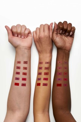 Vinyl Gloss High Shine Lipgloss - 2 - Ultra Parlak Dudak Parlatıcısı - 3