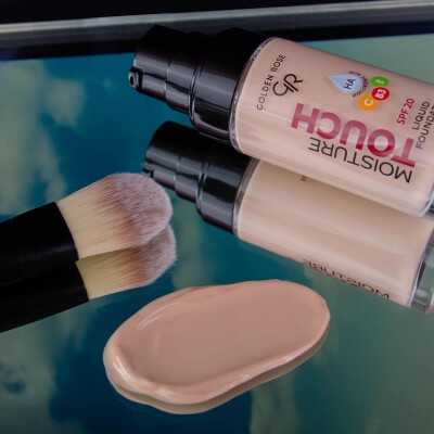Mouisture Touch Liquid Foundation -101- Orta Kapatıcı Fondöten - 4